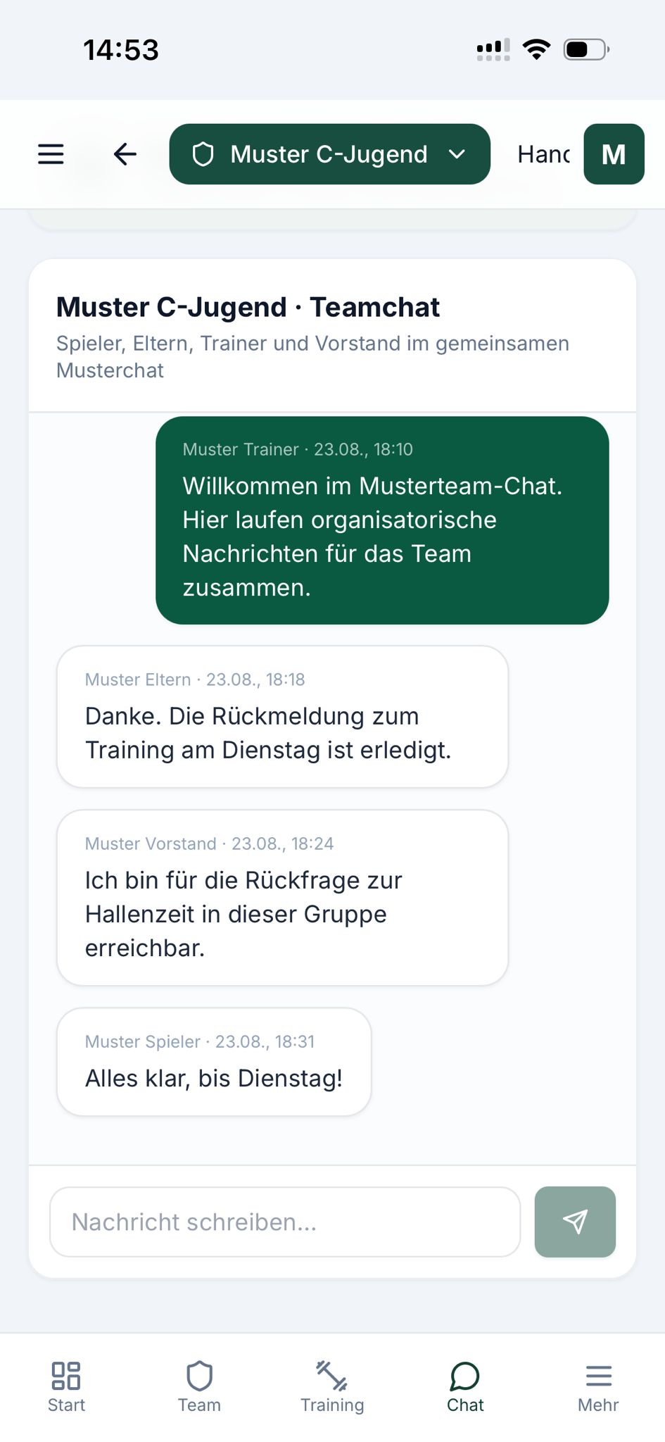 HandballLab Teamchat mit fiktiven Nachrichten von Mustertrainer, Mustereltern, Mustervorstand und Musterspieler